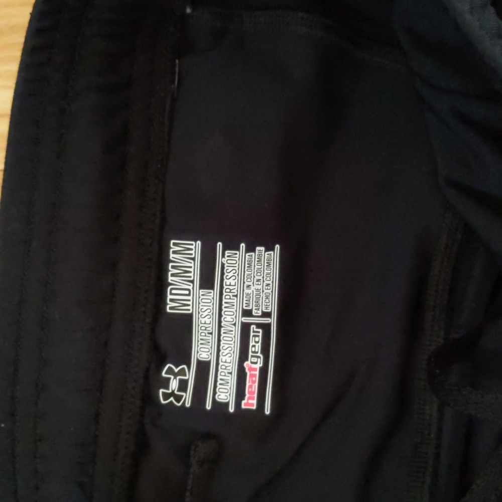 Under Armour compression pants boy's medium - Picture 3 of 5